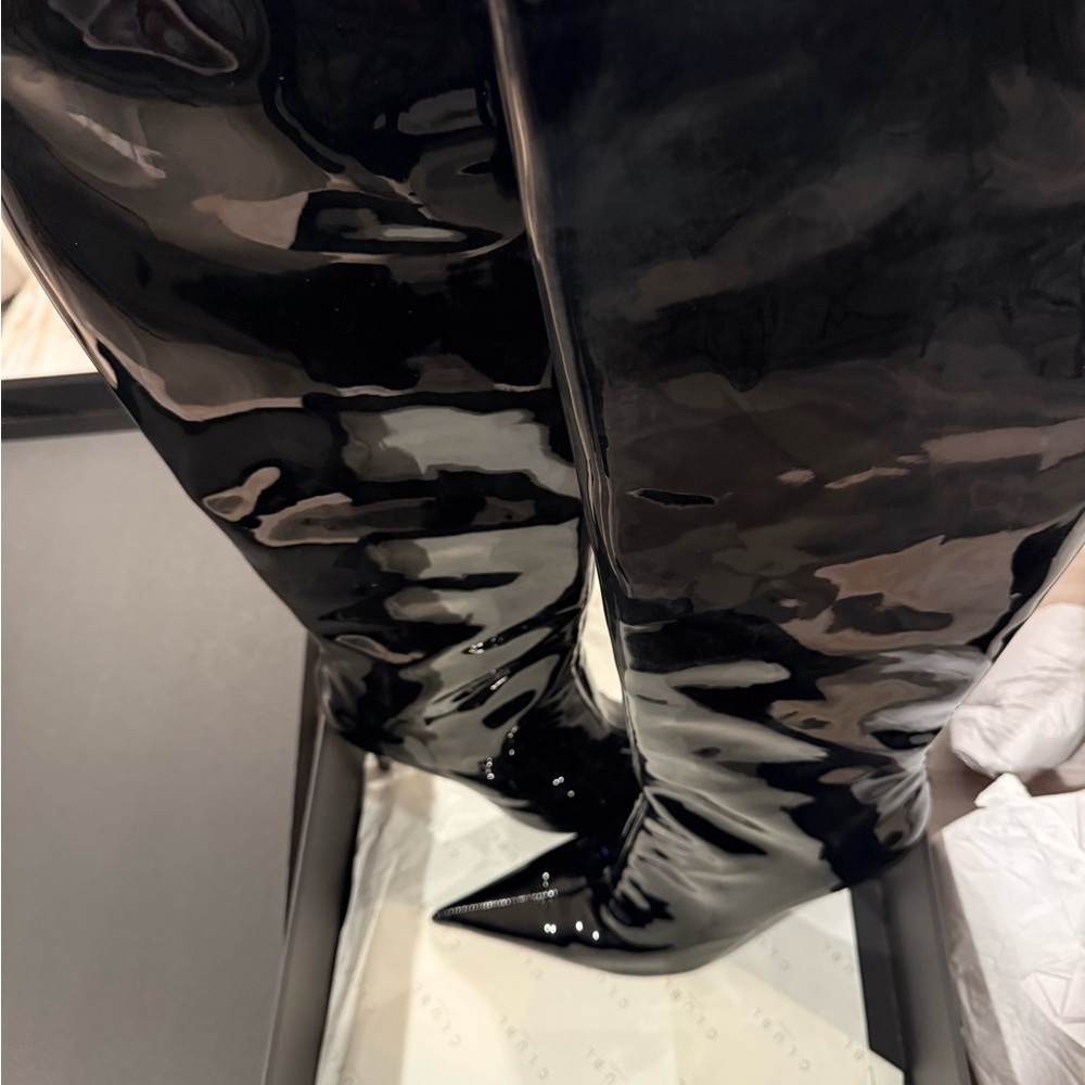 BNIB Sexy Black Patent Leather Stiletto Boots - Size 9.5 (EU size 40) - Picture 11 of 16